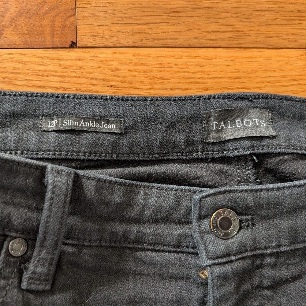 Talbot's Petite Slim Ankle Black Jeans - Picture 4 of 8